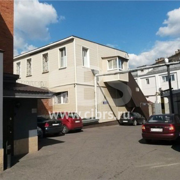 Административное здание Дербеневская 24 вид с парковки