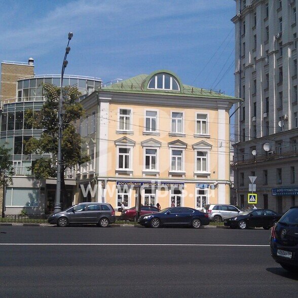 Аренда офиса на Малой Пионерской улице в особняке Валовая 8с1