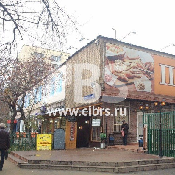 Административное здание Новокузнецкая 39 вид с улицы